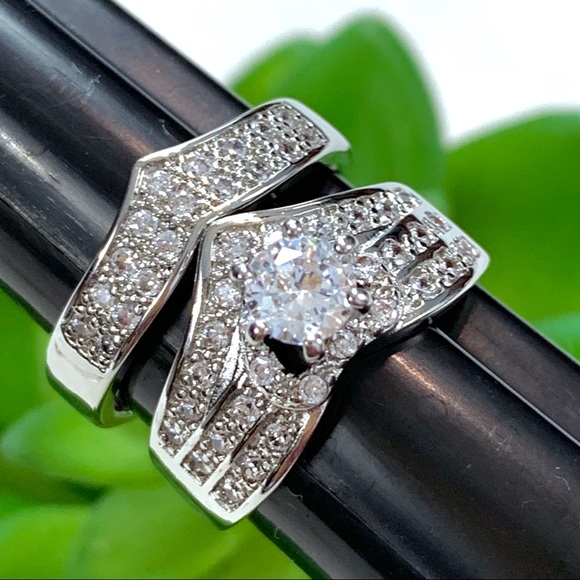 2 Set White Sapphire 18k White Gold Filled Ring - Picture 8 of 8